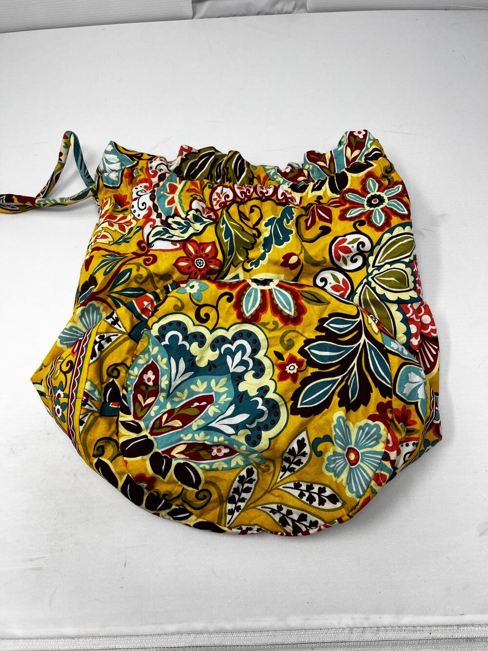 Vera Bradley Plastic Lined Drawstring Ditty Bag Pre-Owned in good condition